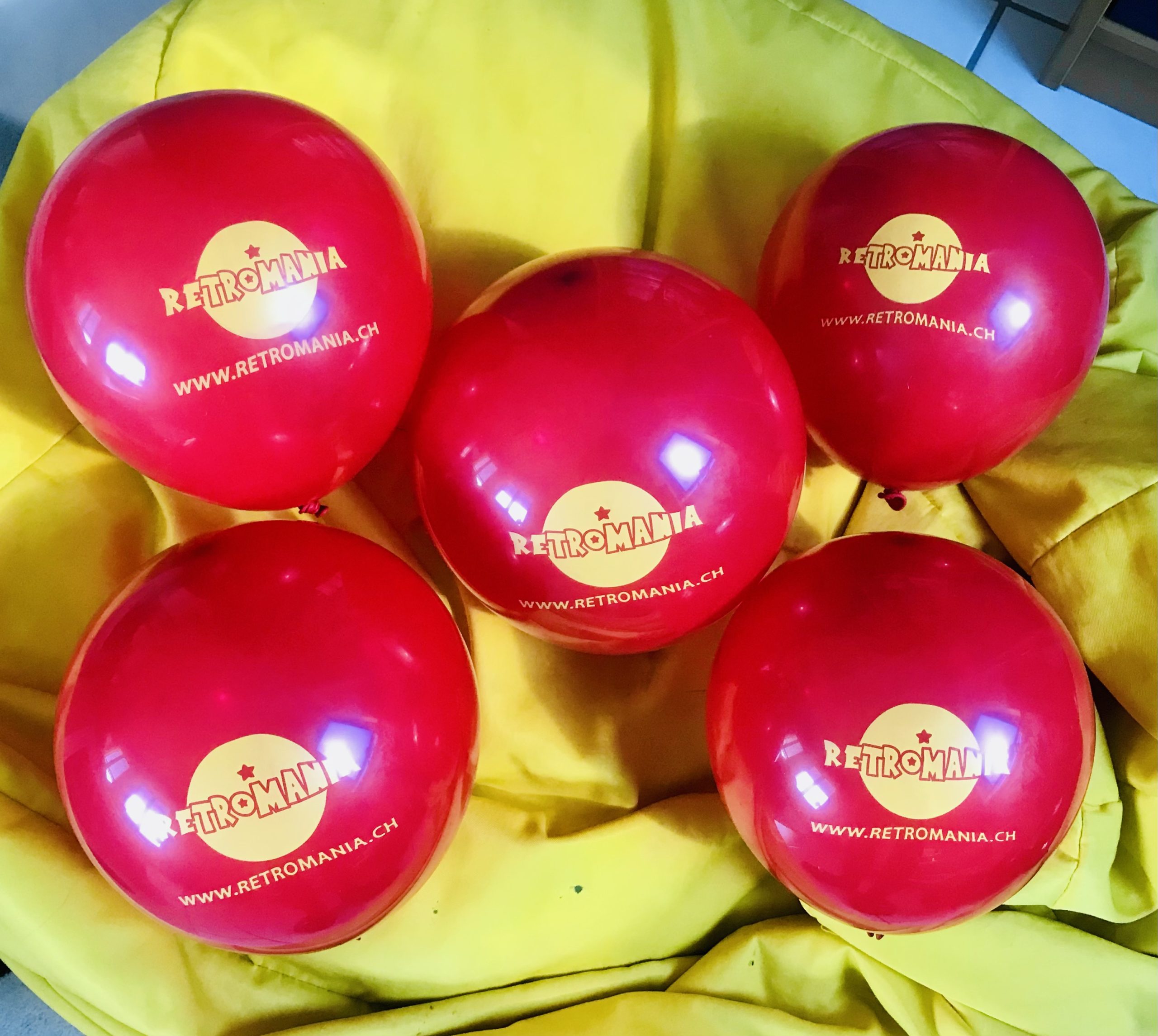 BALLONS RETROMANIA Retromania